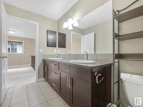 479 Ainslie Crescent Sw, Edmonton, AB - Indoor Photo Showing Bathroom