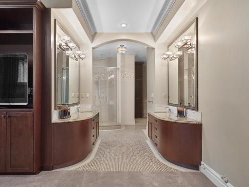 16 Wedgewood Crescent, Edmonton, AB - Indoor Photo Showing Bathroom