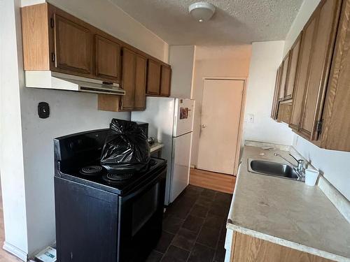 703 12841 65 Street Nw, Edmonton, AB - Indoor Photo Showing Kitchen