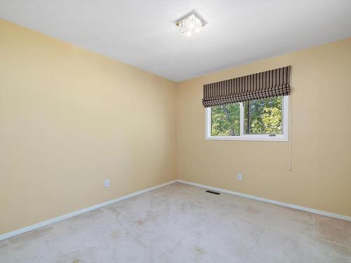 253 Heagle Crescent, Edmonton, AB - Indoor Photo Showing Other Room