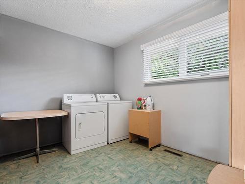 13436 115 Street Nw, Edmonton, AB - Indoor Photo Showing Laundry Room