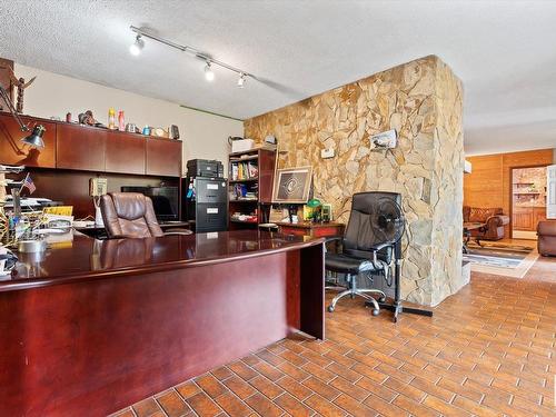 13436 115 Street Nw, Edmonton, AB - Indoor Photo Showing Office