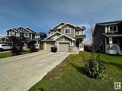 919 EBBERS CR NW  Edmonton, AB T5Y 3V1