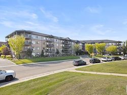 #405 11511 27 AV NW  Edmonton, AB T6J 7J8