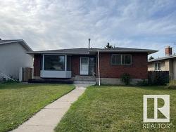 3412 71 ST NW  Edmonton, AB T6L 0M4