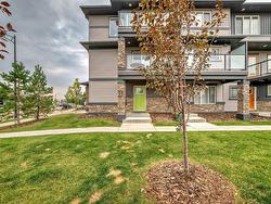 #19 1530 TAMARACK BV NW  Edmonton, AB T6T 1J1