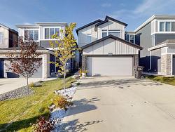 9468 Pear Cres SW  Edmonton, AB T6X 2Z6