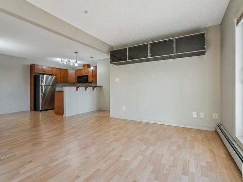 #211 646 Mcallister Lo Sw, Edmonton, AB 