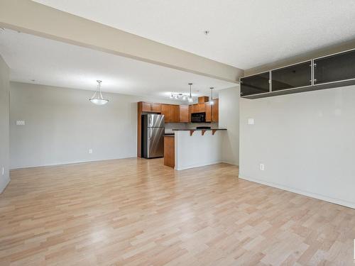 #211 646 Mcallister Lo Sw, Edmonton, AB 