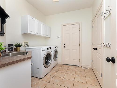 237 Tory Crescent, Edmonton, AB - Indoor Photo Showing Laundry Room