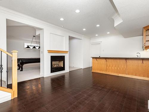 237 Tory Crescent, Edmonton, AB - Indoor With Fireplace