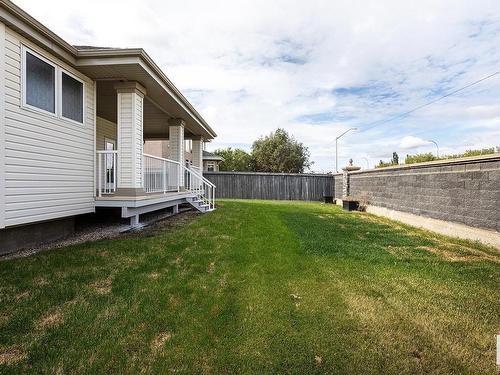 237 Tory Crescent, Edmonton, AB - Outdoor