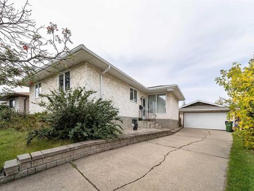 3158 78 St Street Nw, Edmonton, AB - Outdoor