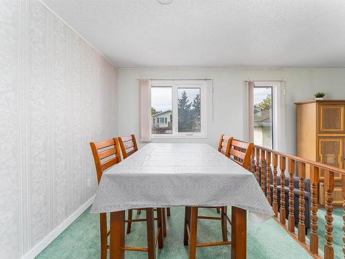 3158 78 St Street Nw, Edmonton, AB - Indoor Photo Showing Dining Room