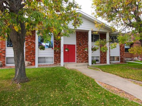 5714 52 St, Wetaskiwin, AB 