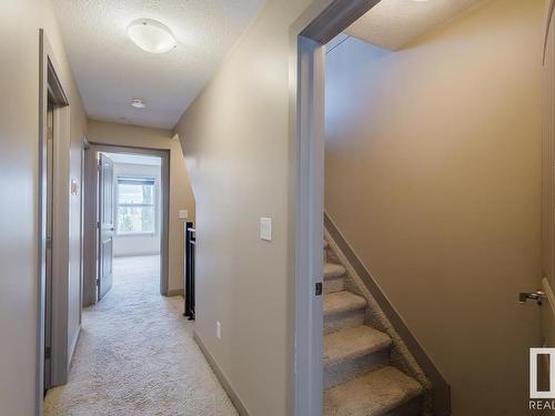 20 1623 Cunningham Way, Edmonton, AB - Indoor Photo Showing Other Room