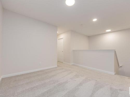 22419 88 Avenue, Edmonton, AB - Indoor Photo Showing Other Room