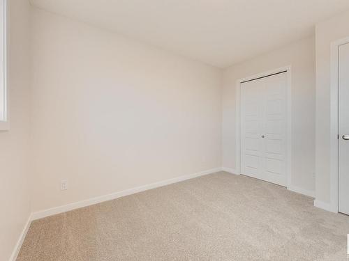 22419 88 Avenue, Edmonton, AB - Indoor Photo Showing Other Room