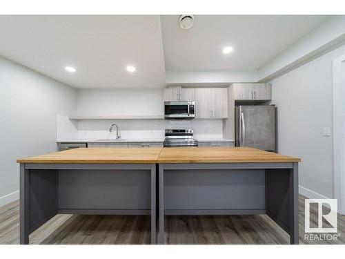 11229 102 St Nw, Edmonton, AB 