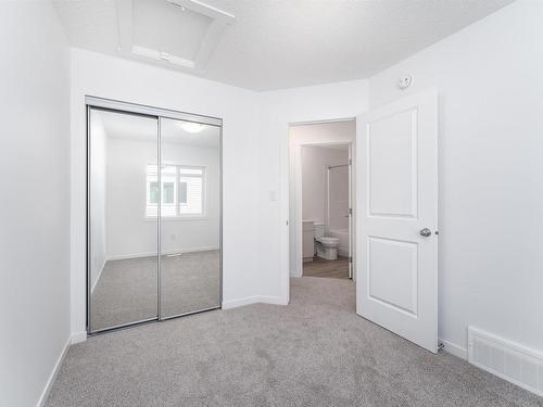 136 1530 Tamarack Boulevard, Edmonton, AB - Indoor Photo Showing Other Room