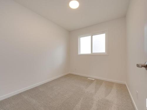 22415 88 Avenue, Edmonton, AB - Indoor Photo Showing Other Room