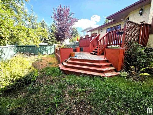 212 Ferguson Place, Edmonton, AB - Outdoor