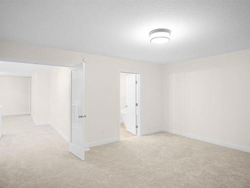 1615 11 Avenue, Edmonton, AB - Indoor Photo Showing Other Room