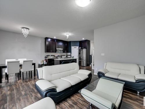 1918 15 Av Nw, Edmonton, AB 