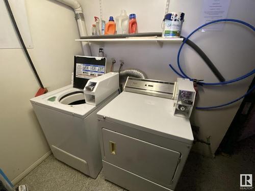 11839 45 Street, Edmonton, AB - Indoor Photo Showing Laundry Room