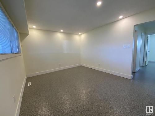 11839 45 Street, Edmonton, AB - Indoor Photo Showing Other Room