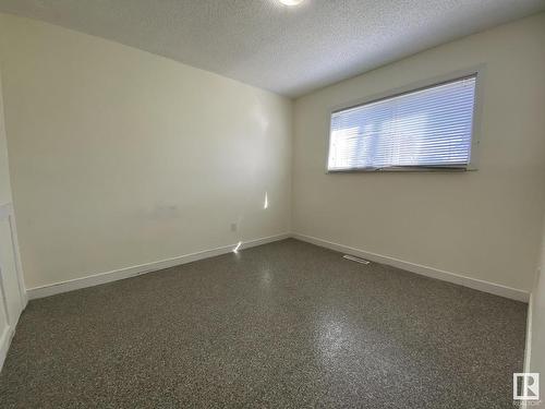 11839 45 Street, Edmonton, AB - Indoor Photo Showing Other Room