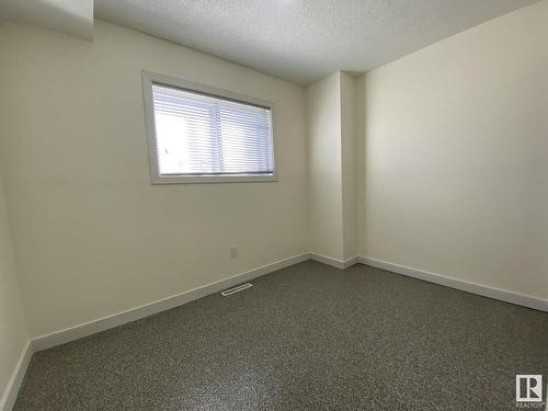 11839 45 Street, Edmonton, AB - Indoor Photo Showing Other Room