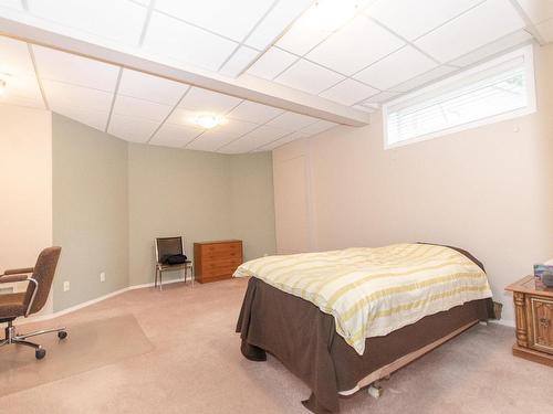 3219 31 Avenue, Edmonton, AB - Indoor Photo Showing Bedroom