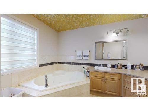 16627 70 Street, Edmonton, AB - Indoor Photo Showing Bathroom