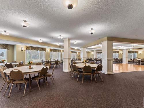 241 511 Queen Street, Spruce Grove, AB - Indoor Photo Showing Dining Room