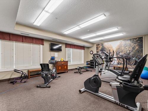 241 511 Queen Street, Spruce Grove, AB - Indoor Photo Showing Gym Room