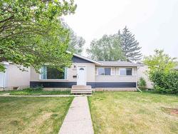 8936 155 ST NW  Edmonton, AB T5R 1W4