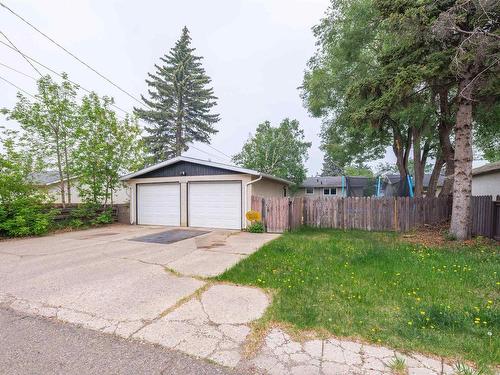 8936 155 St Nw, Edmonton, AB 