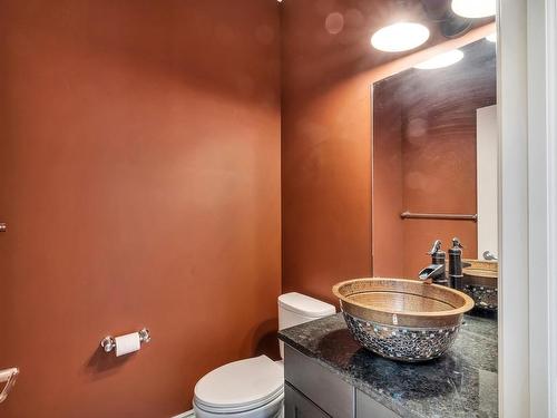 4409 Kennedy Cove, Edmonton, AB - Indoor Photo Showing Bathroom