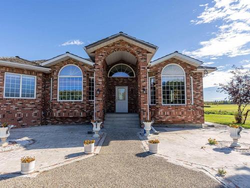 52457 Rge Road 224, Rural Strathcona County, AB 