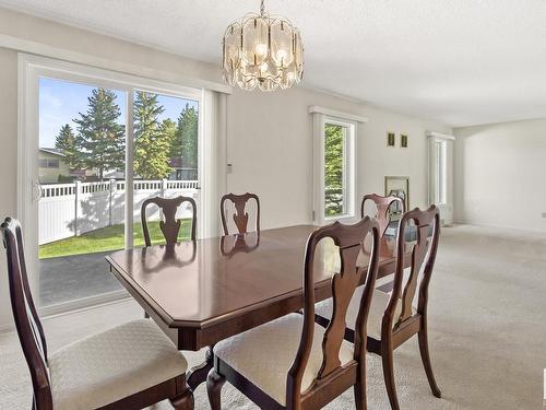 131 Knottwood Road N, Edmonton, AB - Indoor Photo Showing Dining Room