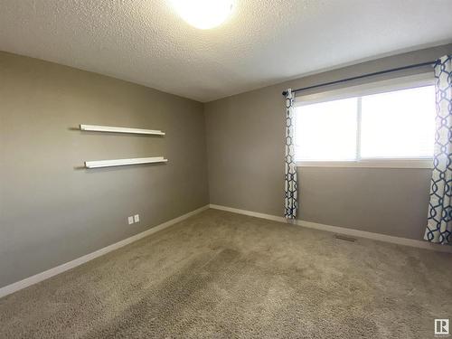 6504 49 Avenue, Beaumont, AB - Indoor Photo Showing Other Room