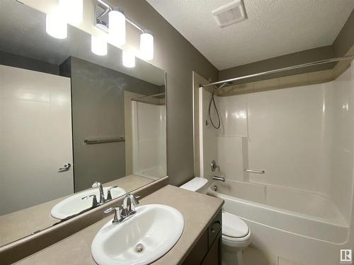 6504 49 Avenue, Beaumont, AB - Indoor Photo Showing Bathroom