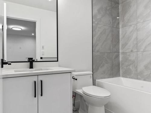 4723 168 Avenue, Edmonton, AB - Indoor Photo Showing Bathroom