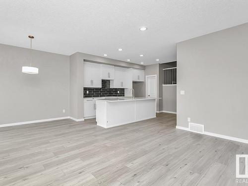 18107 73 St Nw, Edmonton, AB 