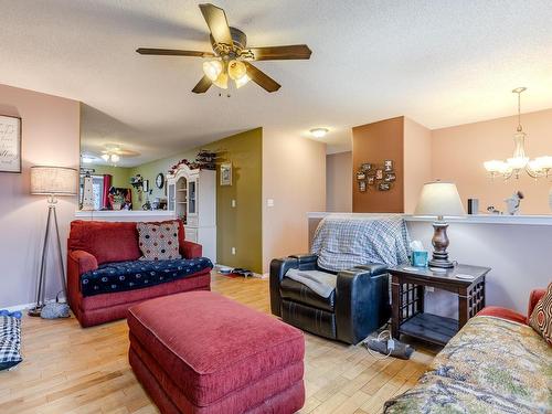 33 Spruce Meadow Lane, Bon Accord, AB - Indoor Photo Showing Living Room