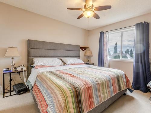 33 Spruce Meadow Lane, Bon Accord, AB - Indoor Photo Showing Bedroom