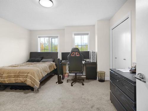 15 1051 Graydon Hill Boulevard, Edmonton, AB - Indoor Photo Showing Bedroom