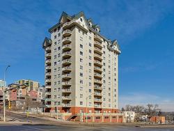 #804 9707 105 ST NW  Edmonton, AB T5K 2Y4