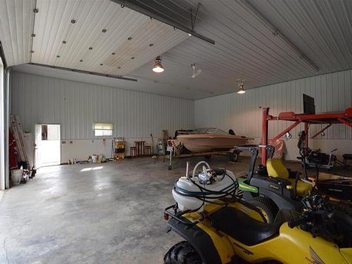 1 26029 Twp Rd 512, Rural Parkland County, AB - Indoor Photo Showing Garage